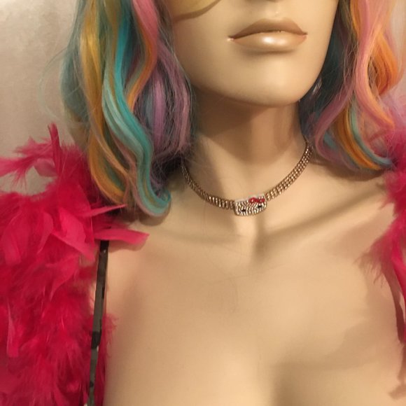 ADORABLE velvet paltform and matching chocker with crystal details ! - Picture 8 of 12